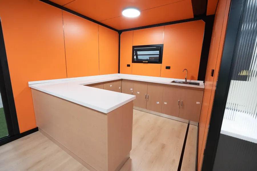 Fitted kitchen worktop in the 20 ft expandable house