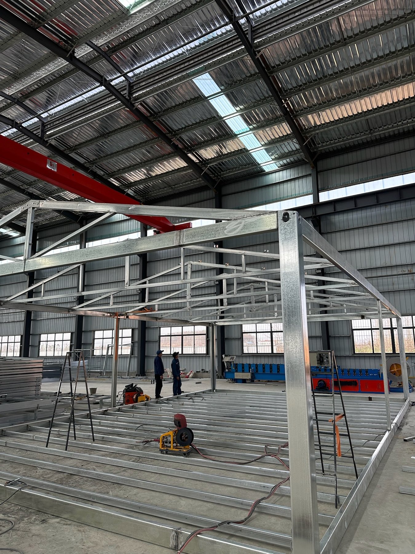Galvanized steel frames for YARIS modular houses in production